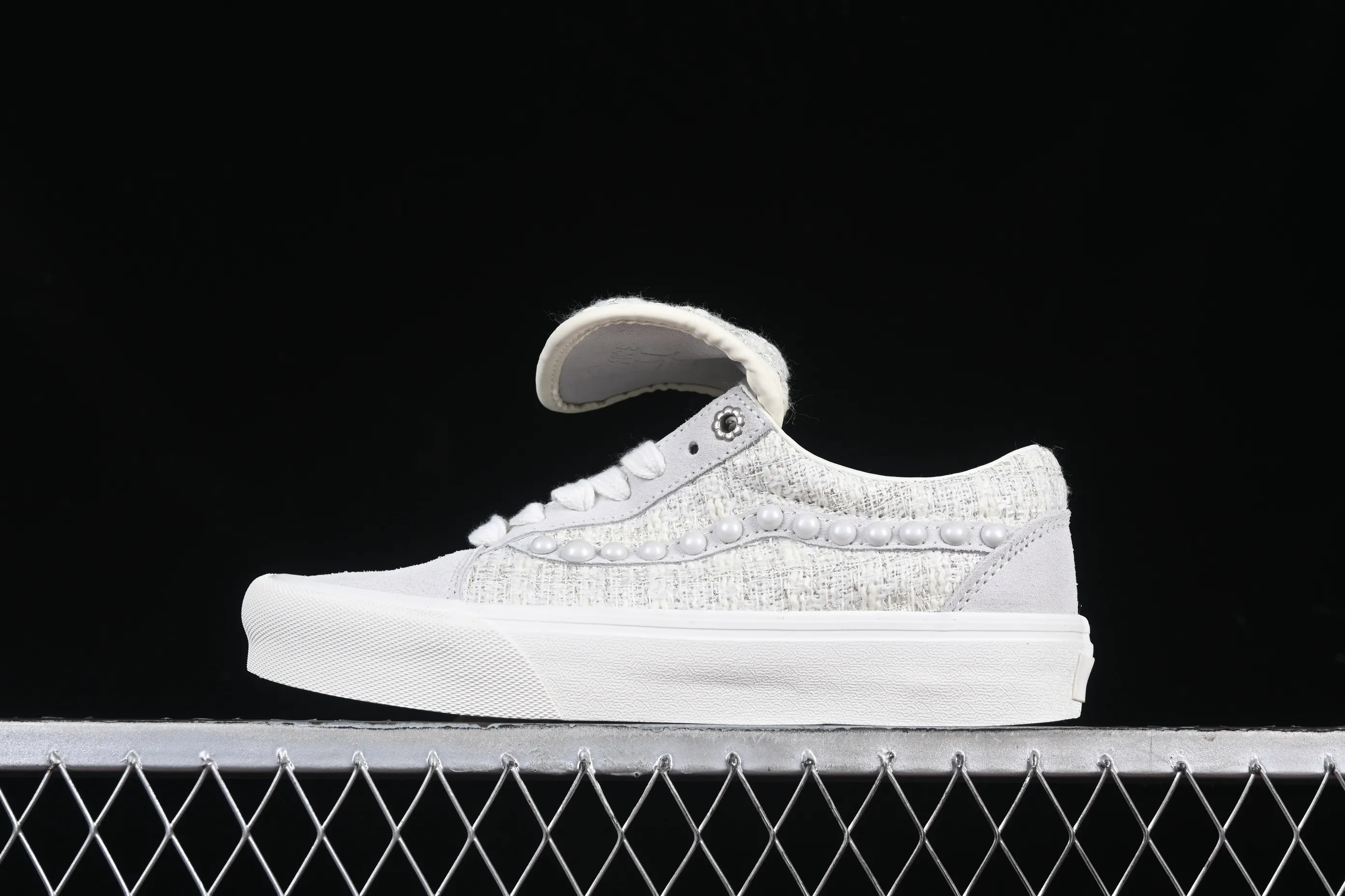 All categories Vans Vans series Vans Low Vans low-top Vans Skool Ext pearl white long tongue low-top casual sneakers VN000EEMQC5